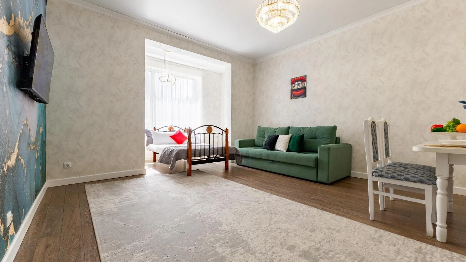 Headliner Apartments Near Khan Shatyr 아스타나