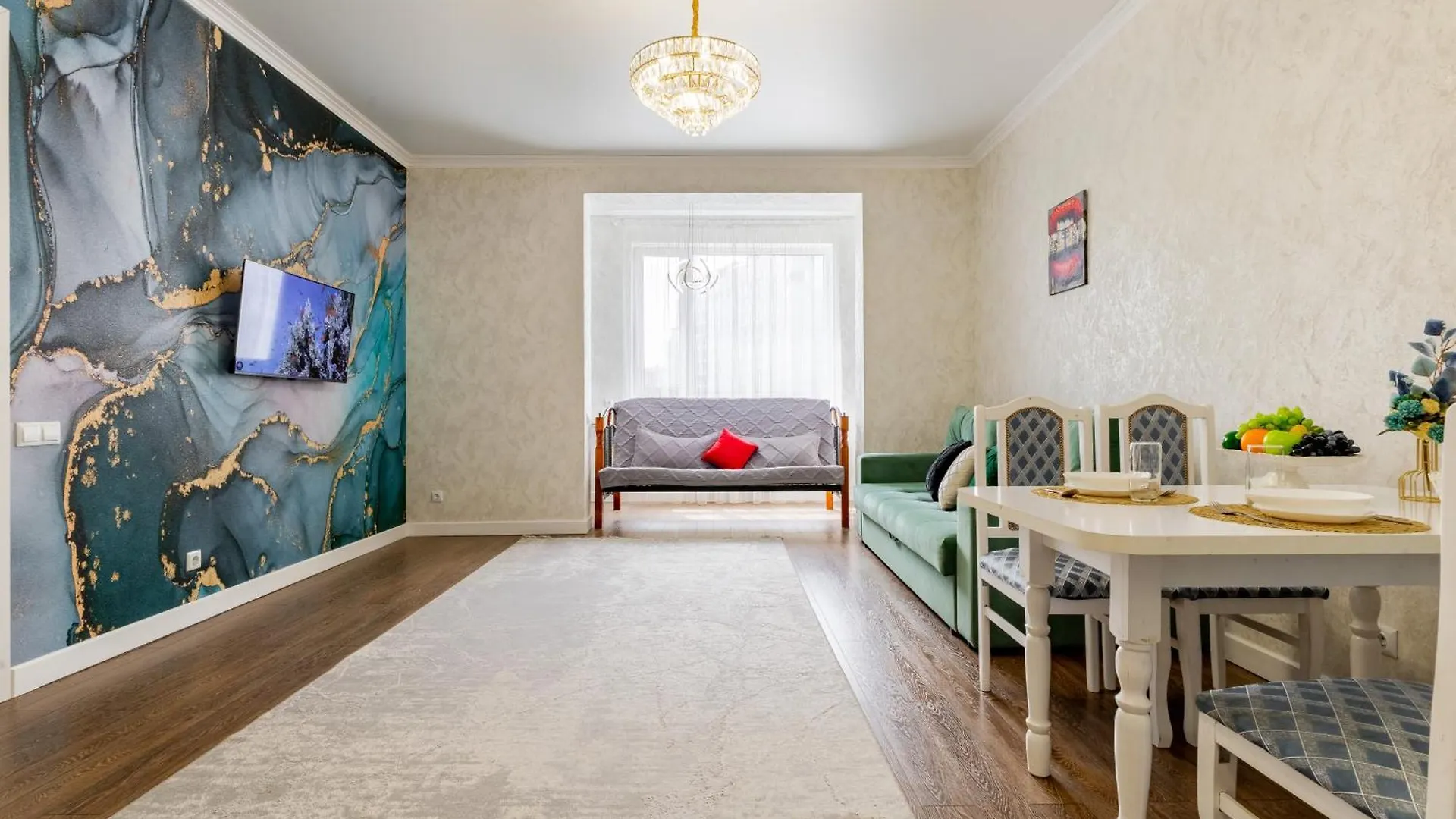 Headliner Apartments Near Khan Shatyr 아스타나